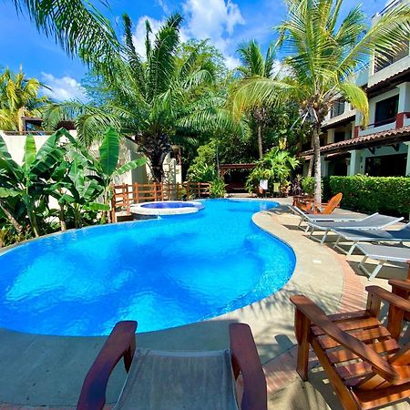 Tropical Gardens Suites And Apartments Coco Exterior foto