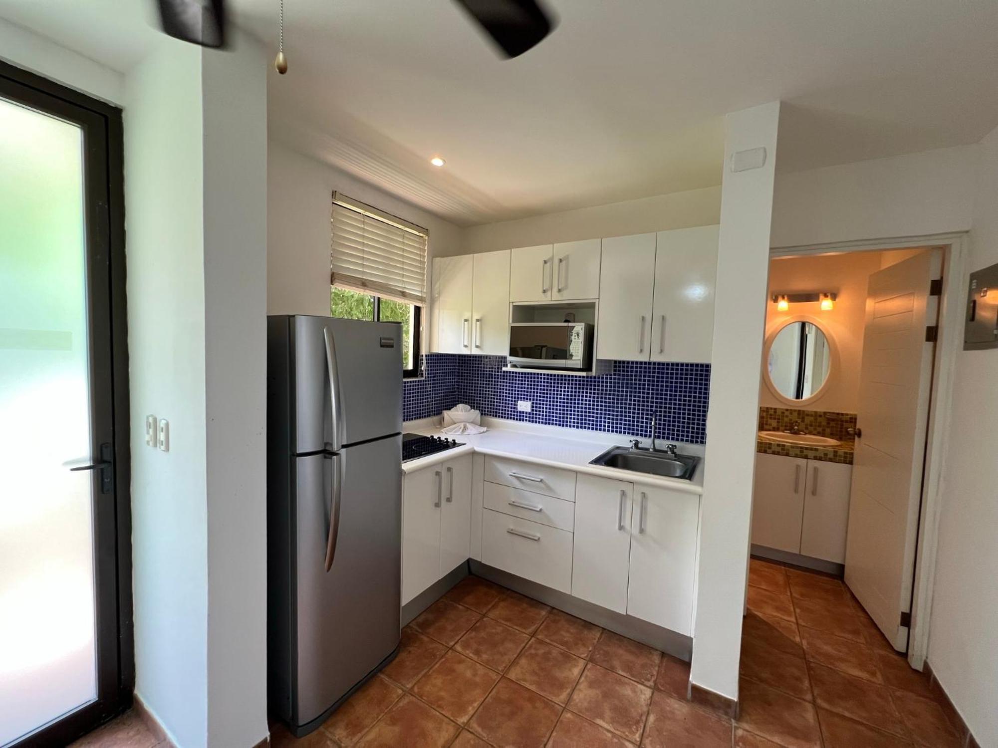Tropical Gardens Suites And Apartments Coco Exterior foto