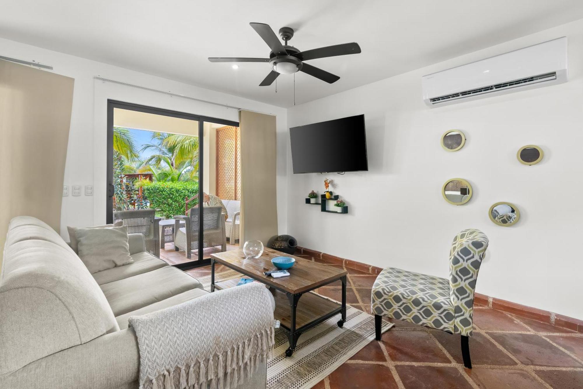 Tropical Gardens Suites And Apartments Coco Exterior foto