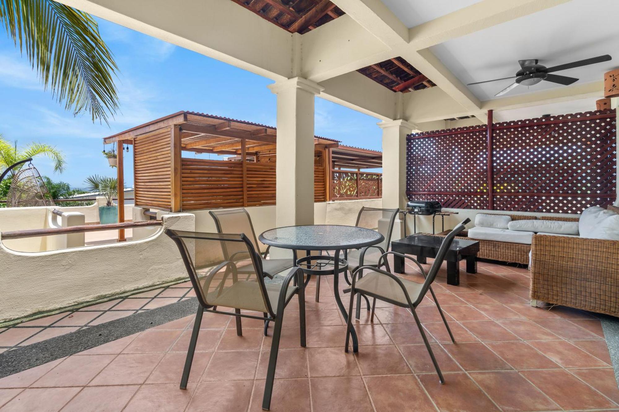 Tropical Gardens Suites And Apartments Coco Exterior foto