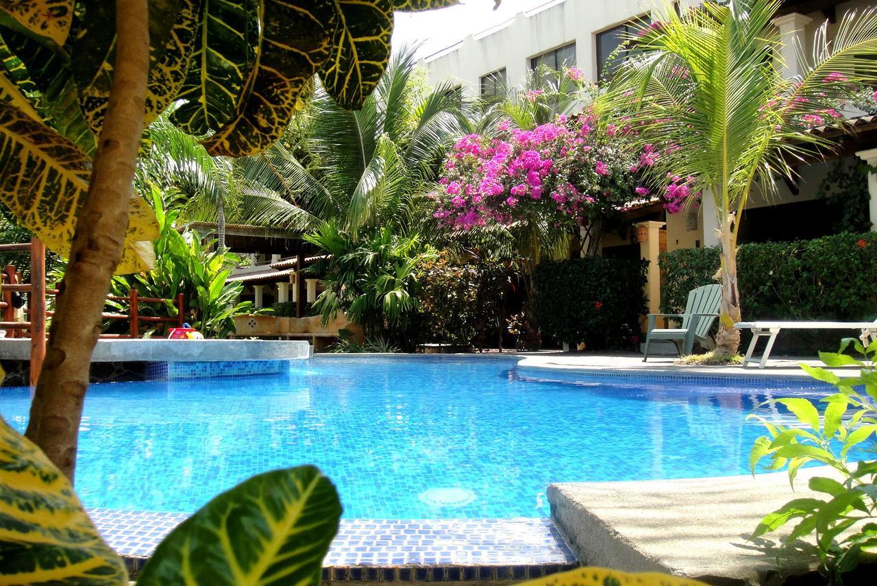 Tropical Gardens Suites And Apartments Coco Exterior foto