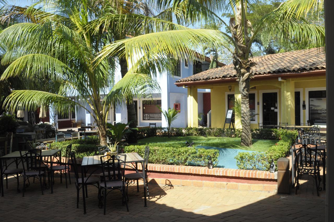 Tropical Gardens Suites And Apartments Coco Exterior foto